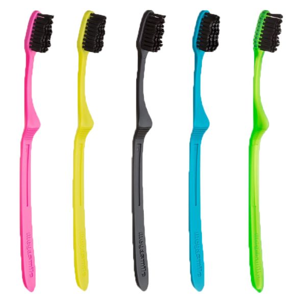 MegaSmile Зубна щітка Чорне Відбілювання, (середня жорсткість) 1 шт.